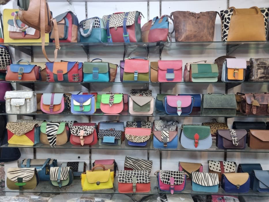 Kožená kabelka z Indie - Obrázek 4