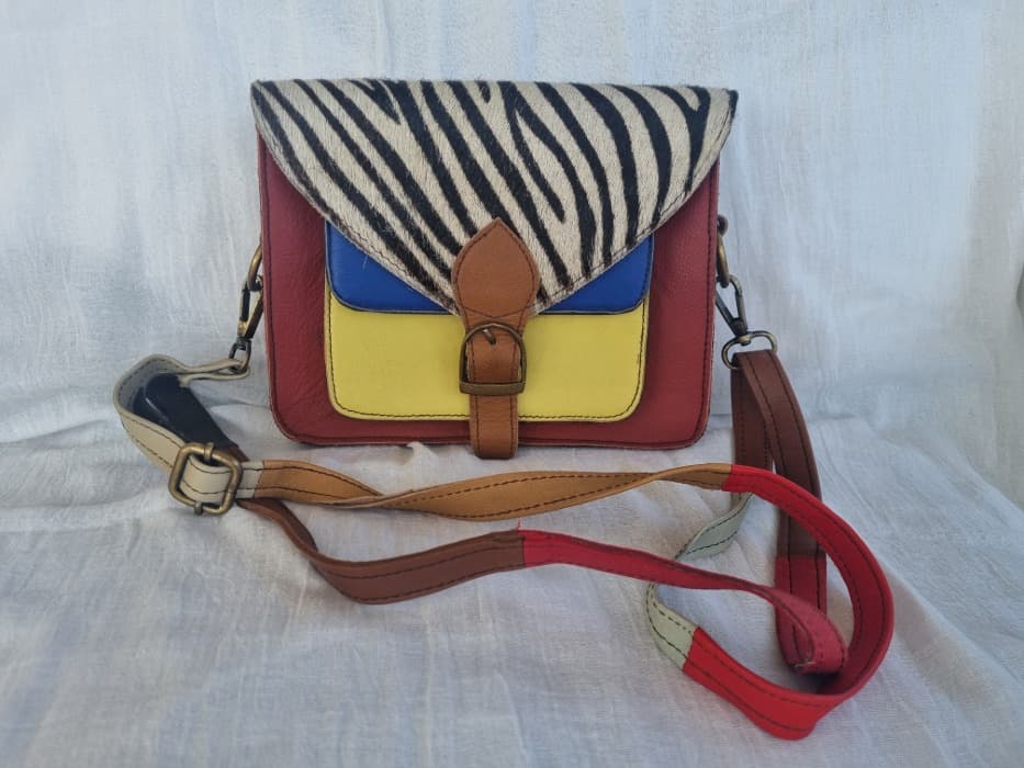 Kožená kabelka z Indie